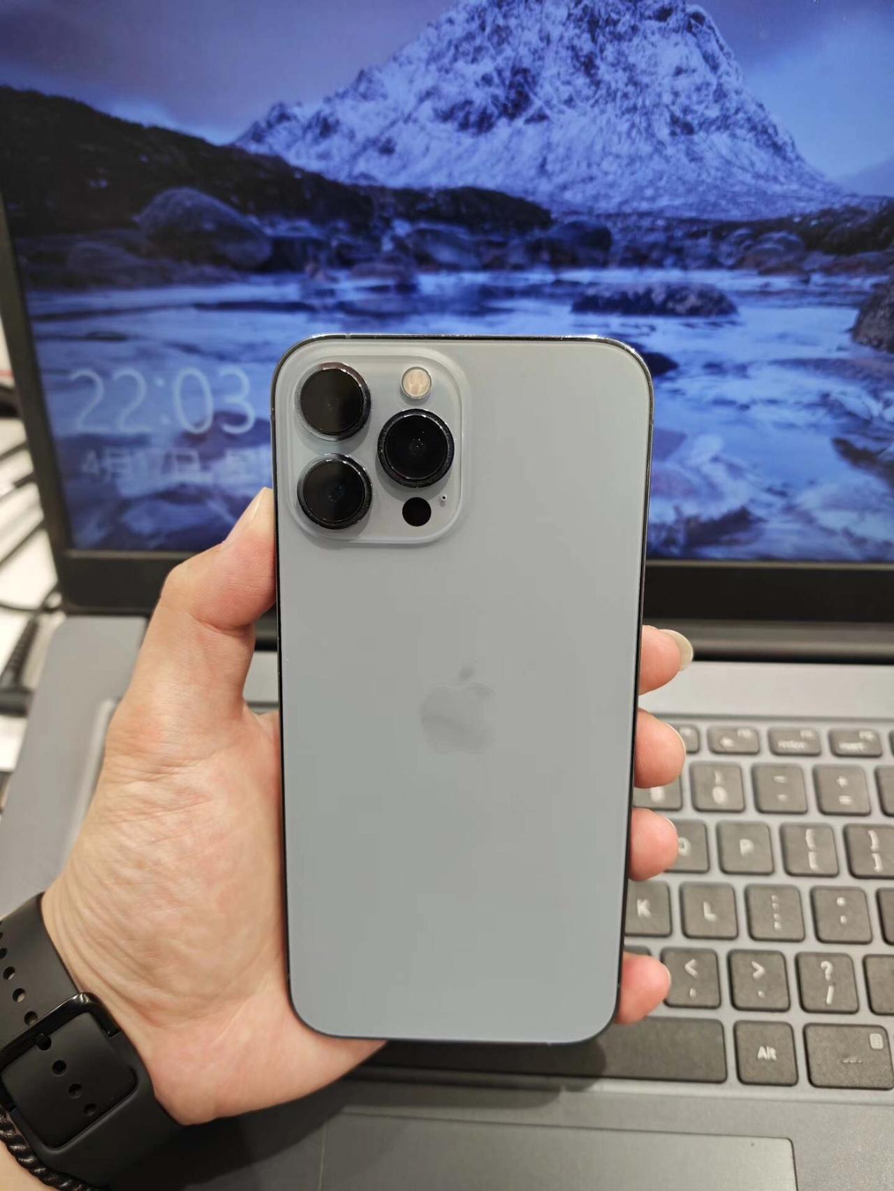 A15真是苹果的一代神U啊！[呲牙笑]时至今日，依然好多人在用苹果A15的手机，比