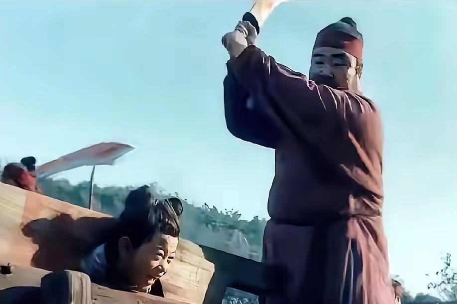 你敢信吗，3.5亿投资的剧，群演头上现代发网都露着，导演是把观众当傻子耍吗？剧