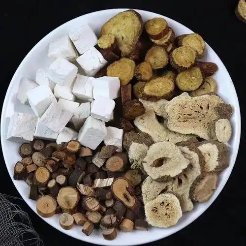 湿气重百病生！这个方子，温阳化饮利湿，断湿气之源千寒易去，一湿难除。湿气如油
