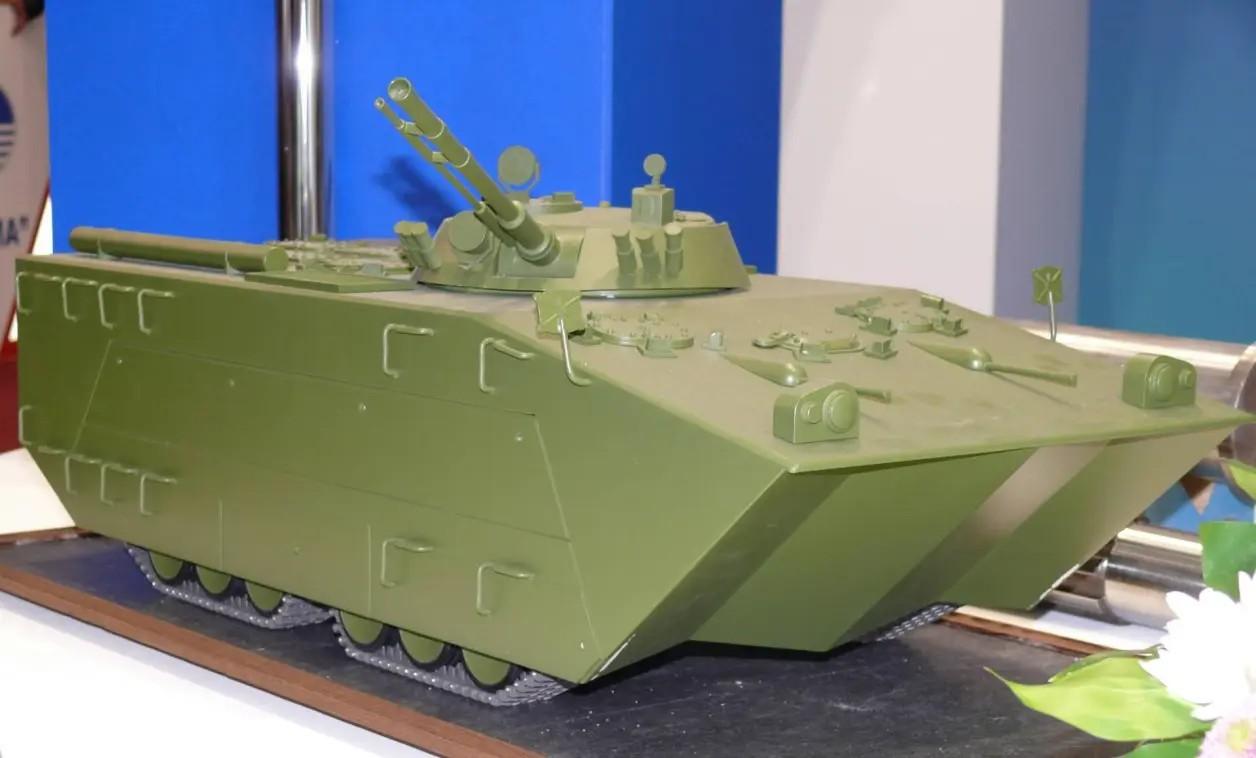 ZBD05式履带式两栖装甲车族，才是俄军想要的。  BT-3F亮相以来，俄军的