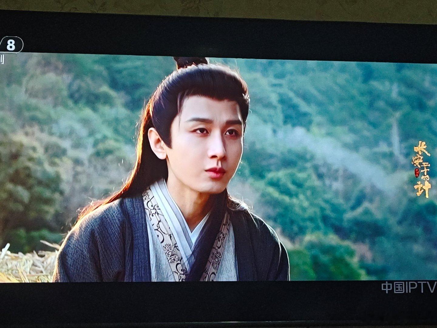 以前流行清宫剧，现在唐朝剧泛滥，没想到《长安二十四计》能在央视播出，还好只是晚间