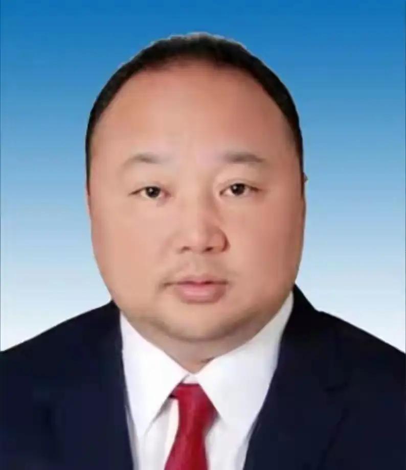 没想到，奥运双金羽协主席张军被查提到羽毛球运动员张军的名字，第一反应就是奥运冠