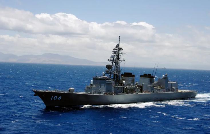 马关条约签订日派出军舰，日本摆明了要羞辱中方：士可忍孰不可忍！4月17日，东