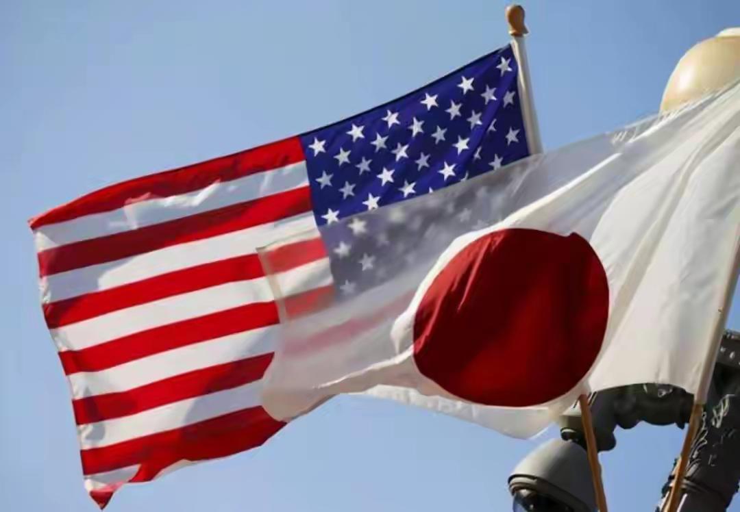 美国卸磨杀驴？嘴上“退位”却死攥印太搅局棍，日本真信了！