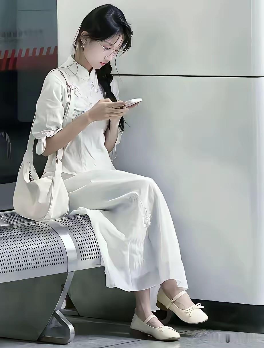 人这一辈子，有些事真不是拼命就能改的。第一，寿数。你信不信，养生养不出长生