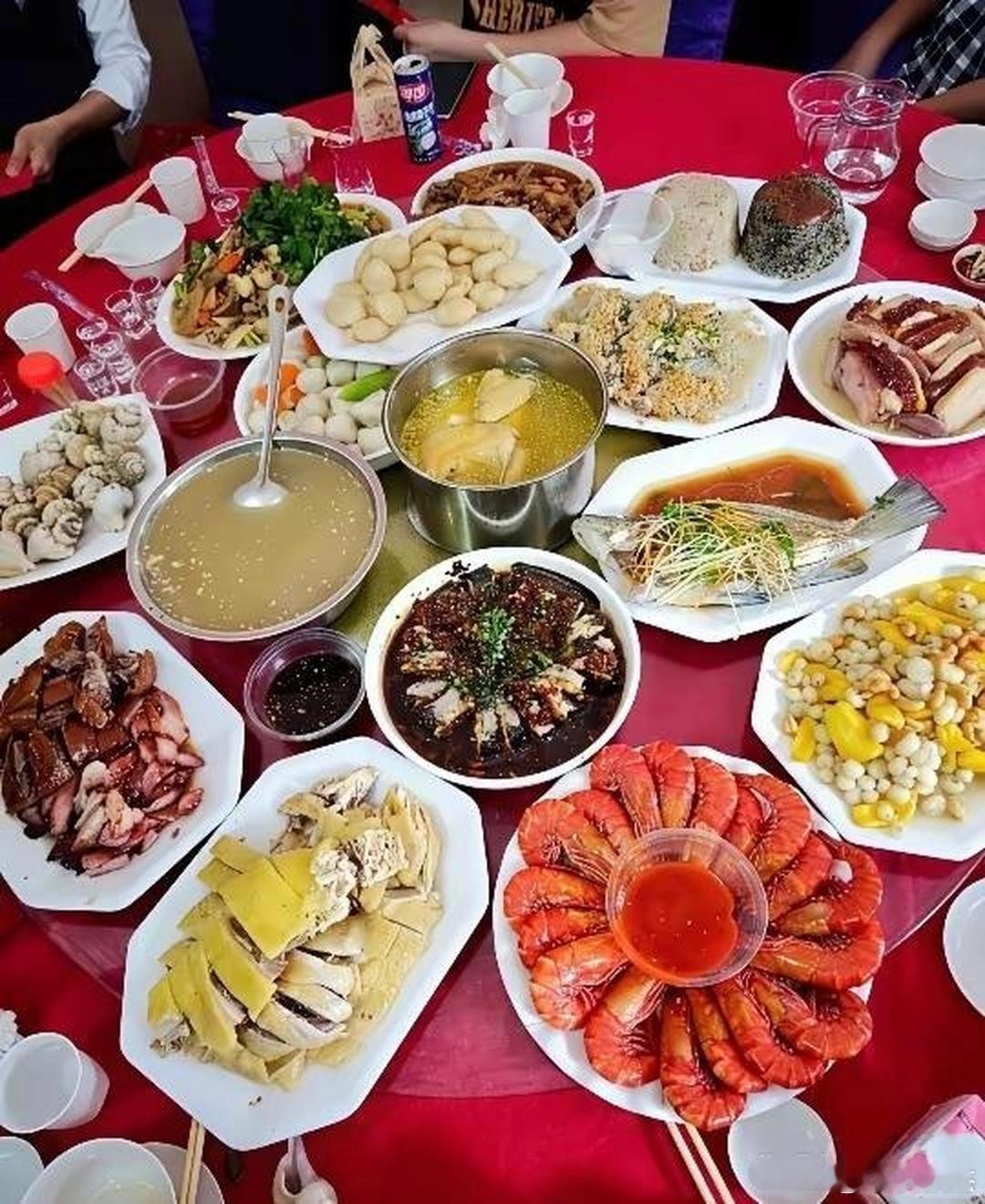 婚礼菜肴，这种在你们那边属于高档吗？