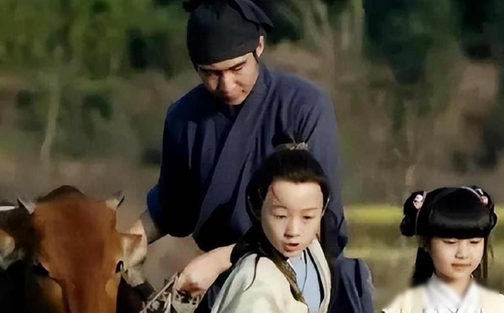 在古代，很多皇帝三宫六院、佳丽无数，可细看你会发现，他们偏偏对十三四岁的少女情有