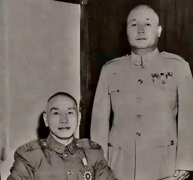 国军悍将刘玉章，曾突袭东野9纵指挥部，还俘虏了1700余人刘玉章（1903—19