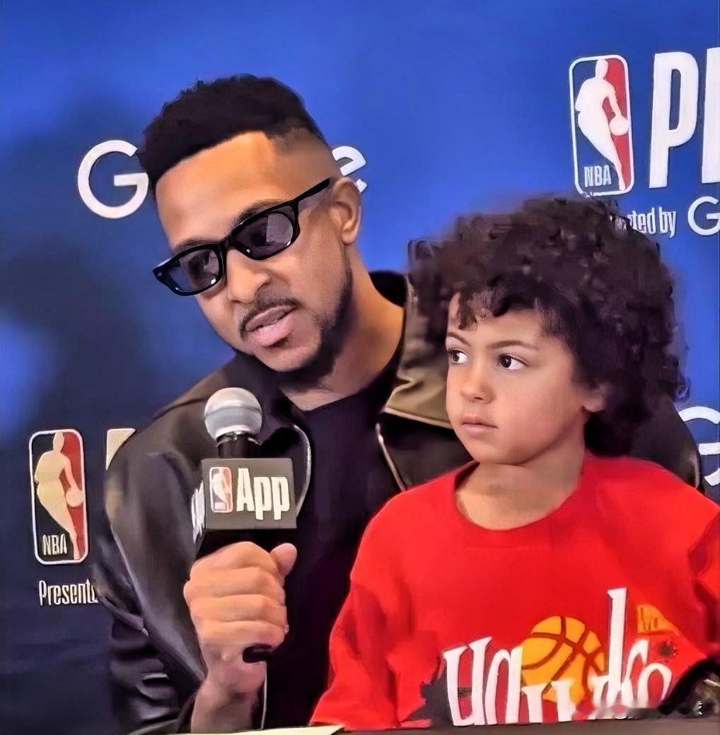 老鹰爆冷赢球后，绝杀功臣CJ发话了！老鹰1分绝杀尼克斯，赛后所有人都在吹CJ