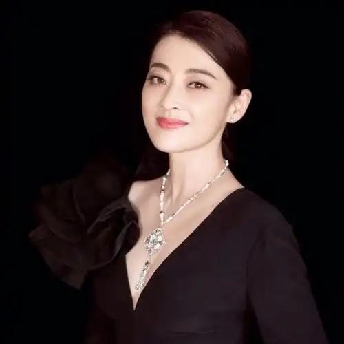 演员梅婷说：“《父母爱情》选角之初，我和郭涛都不是最初选的那个男女主角，在临近开