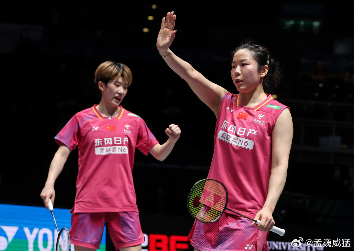 瑞士羽球公开赛李诗沣杀进男单半决赛中国女双混双全胜四强各占三席瑞士当地时间3月