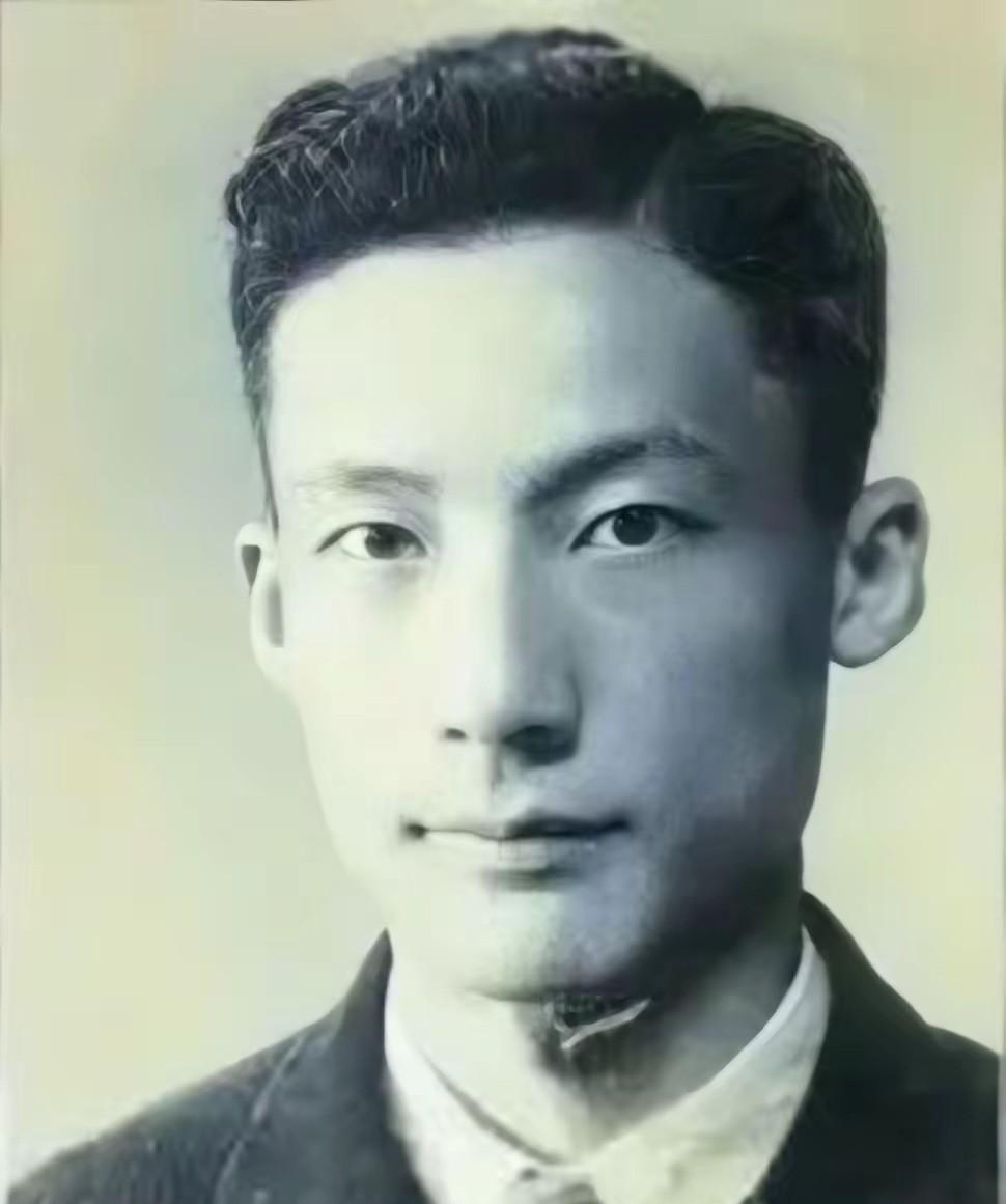 1949年，毛人凤要枪毙朱君友。当天夜里特务押着人往郊外走，奇怪的是那俩刽子手一