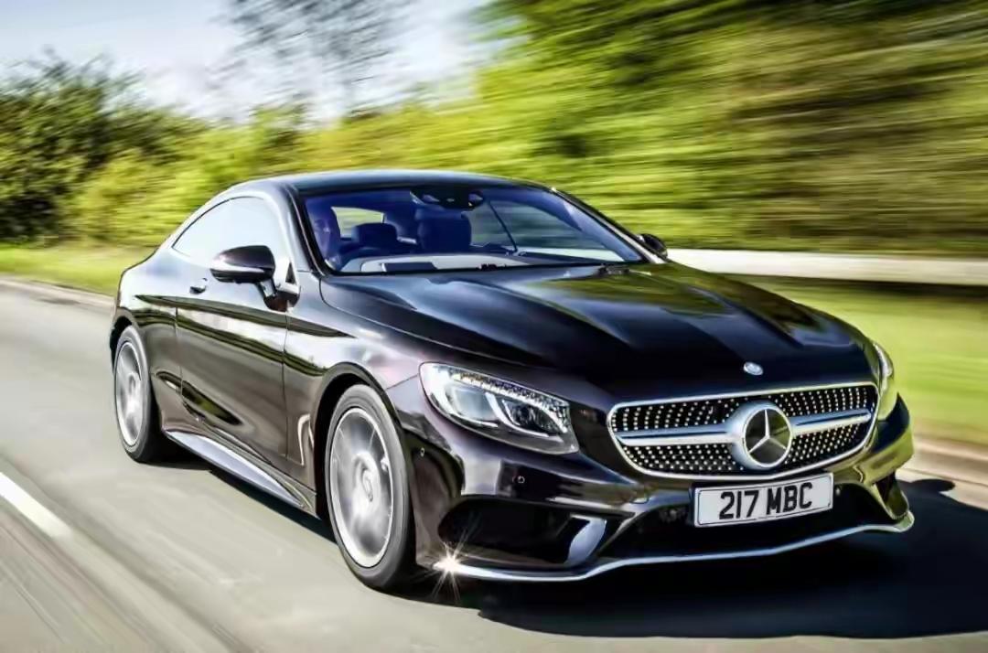 合资车大甩卖了！开年首月，车市上演魔幻一幕。宝马官降30万，天籁落地价打到6折，