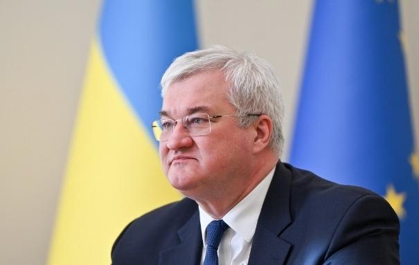 乌克兰外长曾放话表示，乌克兰愿结束战争，但美国必须对中国实施严厉制裁！202