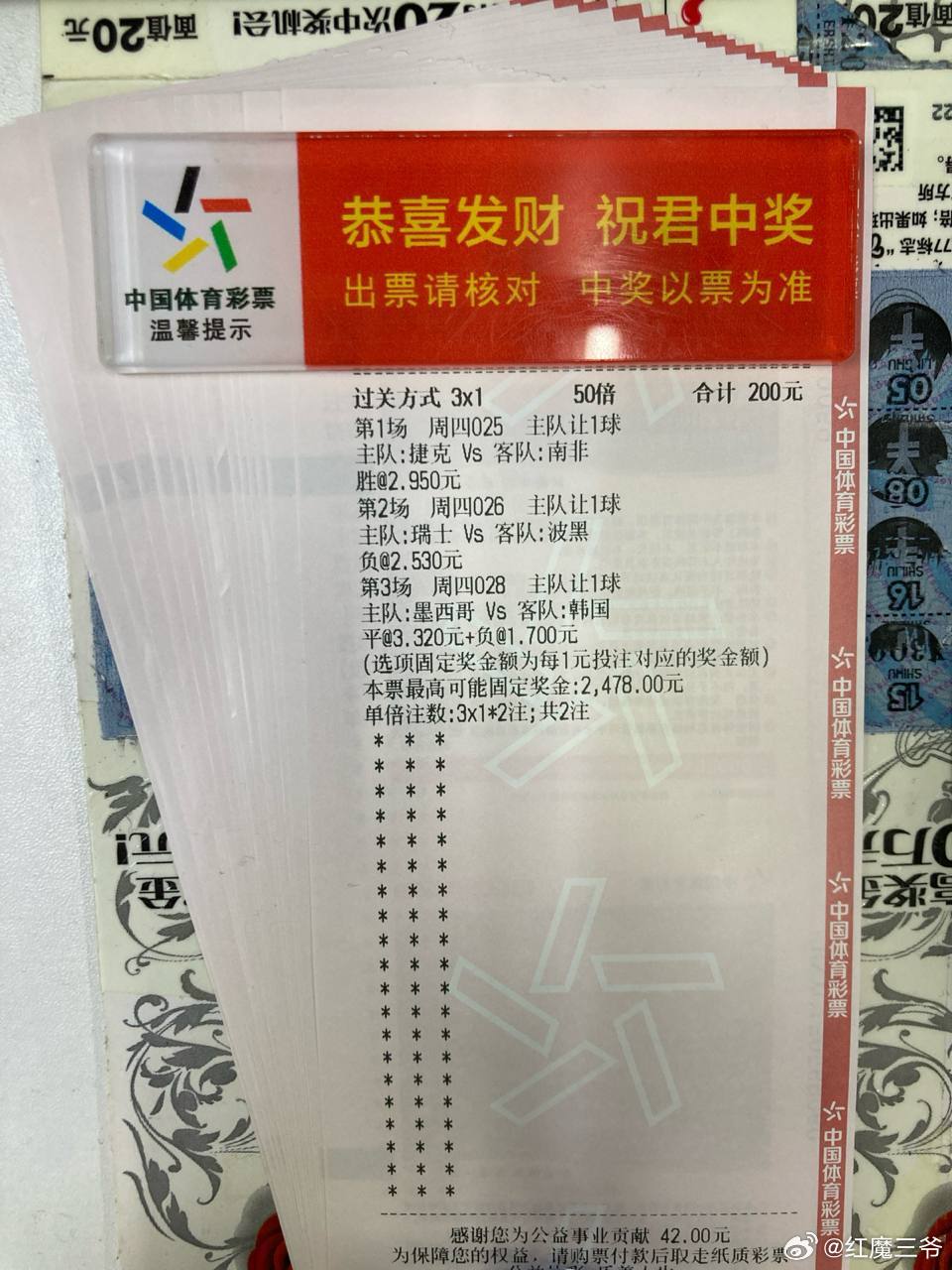 最近真是火到不行，走到哪儿都被人盯着看，连公开露面都得小心翼翼，这红得真是让人既