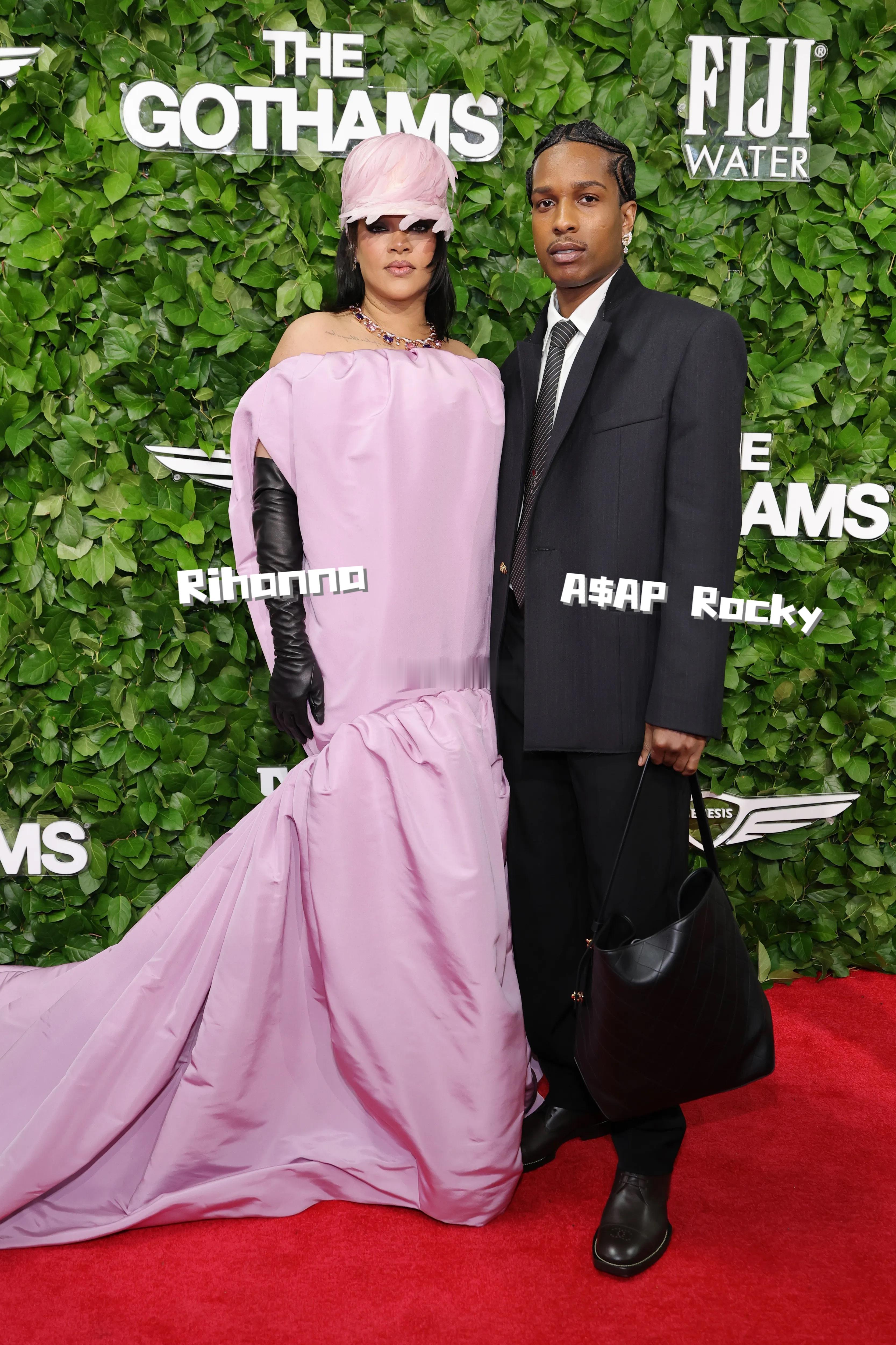 今年哥谭奖GothamAwards红毯上的明星们👇Rihanna和A$AP