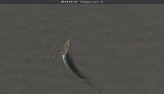 美军航母再次靠近伊朗导弹射程内，伊朗高官：我们会将其全部击沉华盛顿这波动作，骨