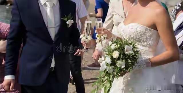 二婚夫妻要谈清4个问题，婚姻才更幸福很多人都说，二婚比第一次婚姻更难，因为过去