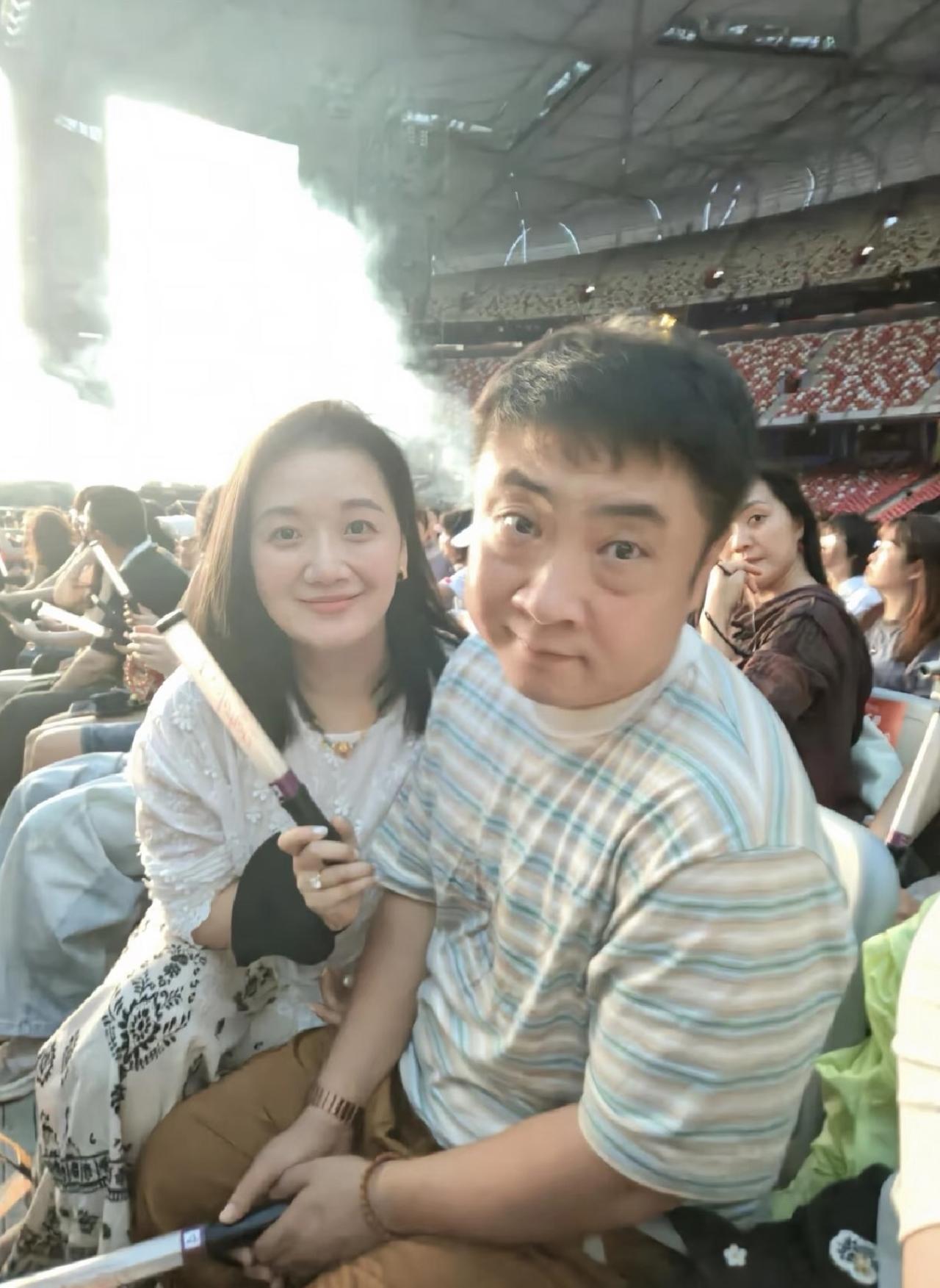 乔杉的老婆莫丹真好，不仅温柔漂亮，还一心支持着老公的事业，当之无愧的贤内助。