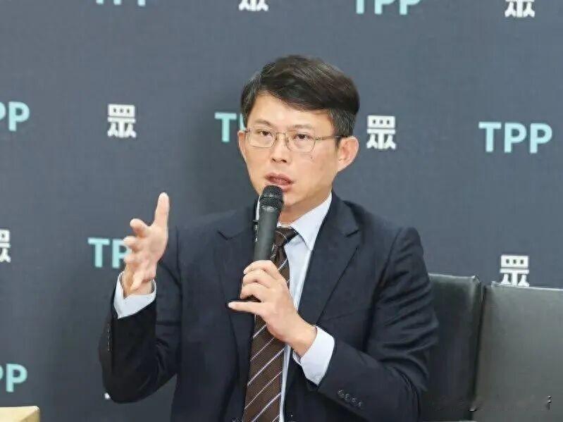 黄国昌松口要访问大陆这是现任民众党主席、前时代力量党主席黄国昌透露的想法黄