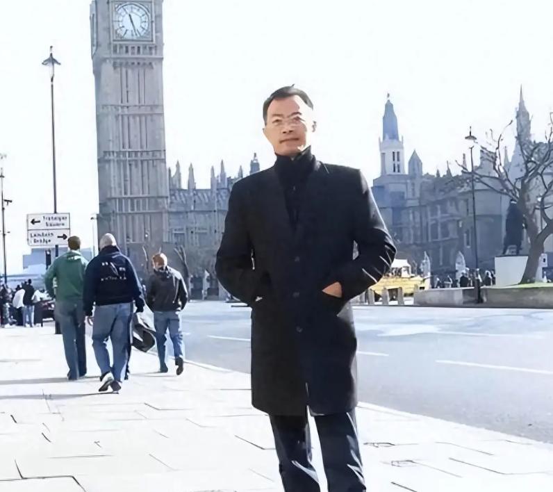 为什么说中国的公知需要一次肃清？说个扎心的，北大教授焦国标在2015年曾扬言说愿