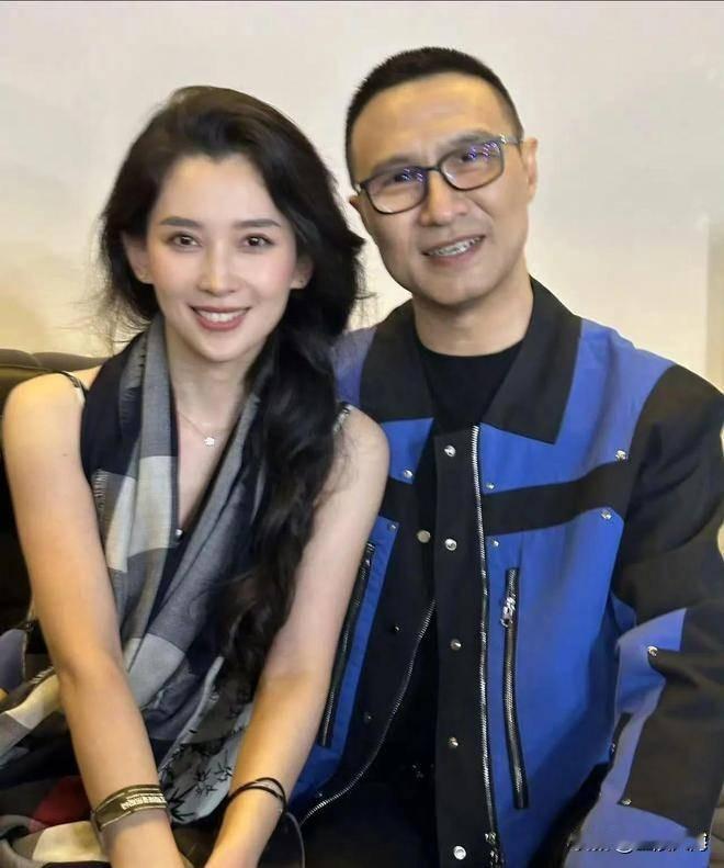 汪峰这波操作真看笑了！想靠股权套牢小女生？结果被狠狠上了一课说真的，看完汪