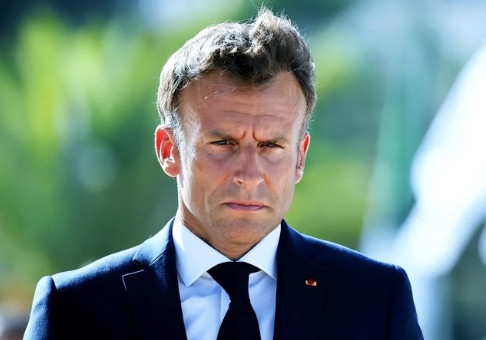 法国又出幺蛾子了！来自俄罗斯卫星社6月9日的消息说，法国一个议员代表团参访岛内，
