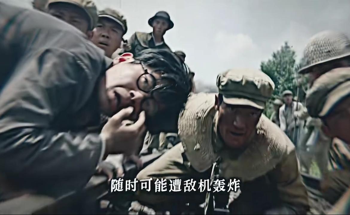 抗美援朝铁道兵！以身躯当螺钉，硬扛90分钟保障军列通行