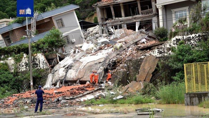 广州白云发生山体滑坡致房屋垮塌多人被困, 已救出7人
