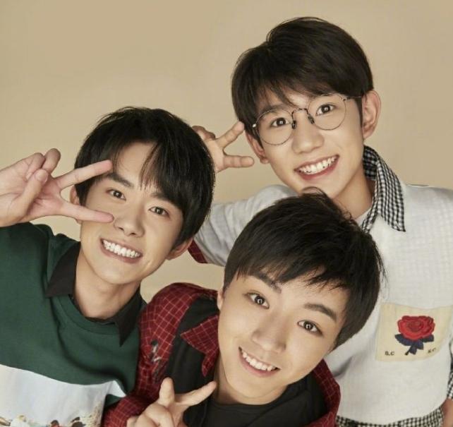 帝国姐又原地复活了早期TFBOYS有帝国三子之称。所以他们的团粉被戏称帝国姐，