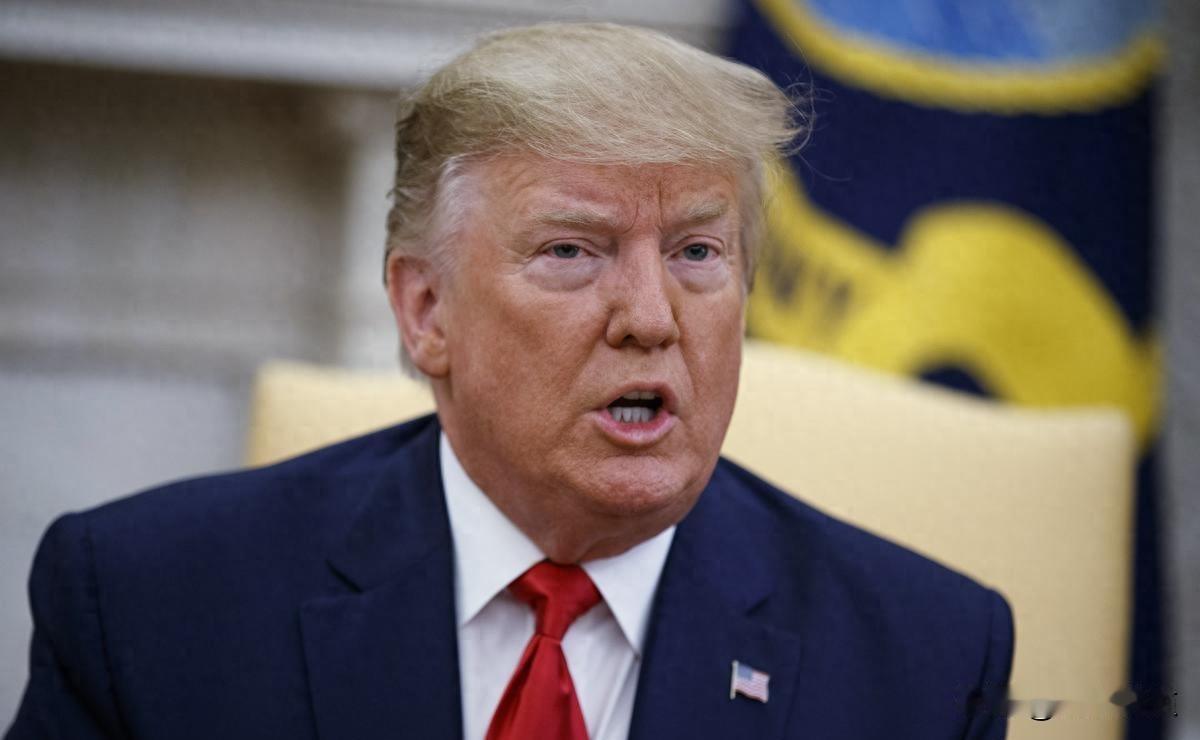 默茨在慕安会说“秩序已死”，全场安静了三秒。这不是吵架，也不是放狠话，是德国总