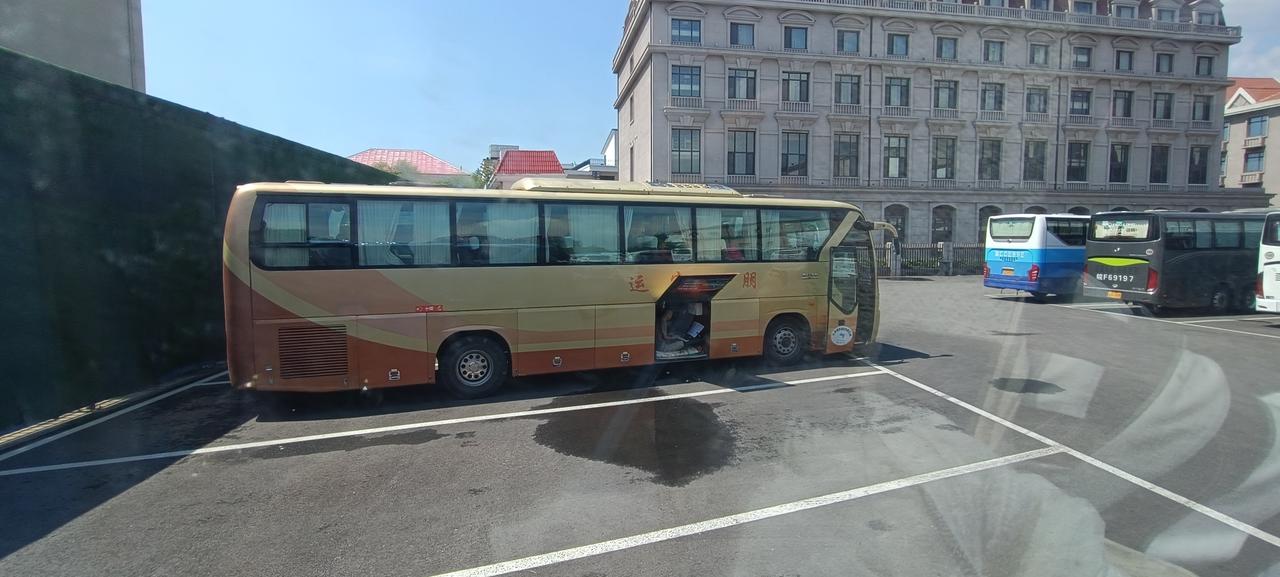 行李箱钢琴家，只为寻找属于自己的诗和远方….