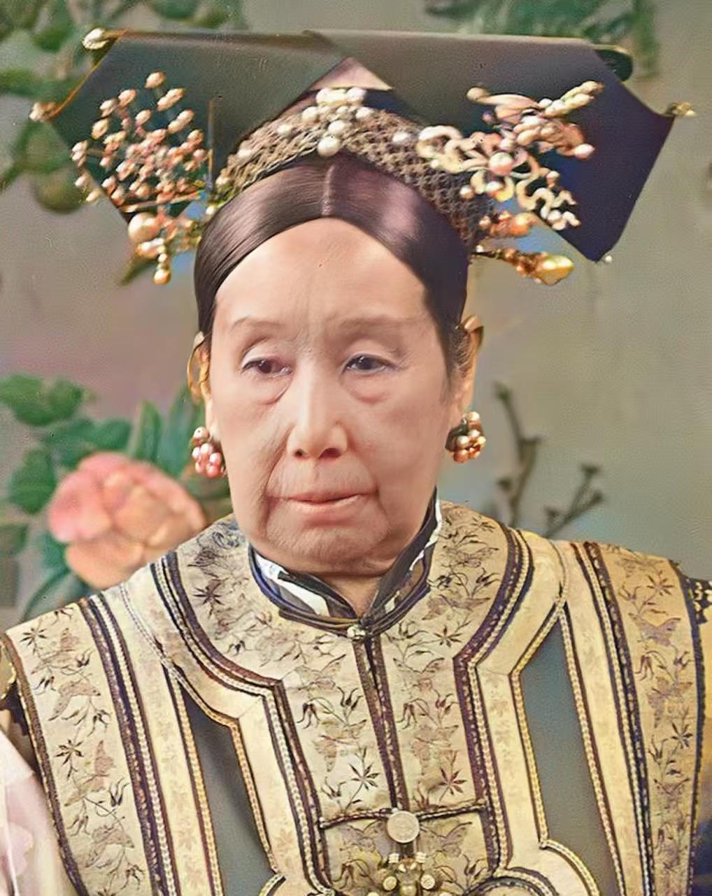 权力巅峰的“家务事”：慈禧太后也绕不过的糟心兄弟与悍戾弟媳谁能想到啊？手握