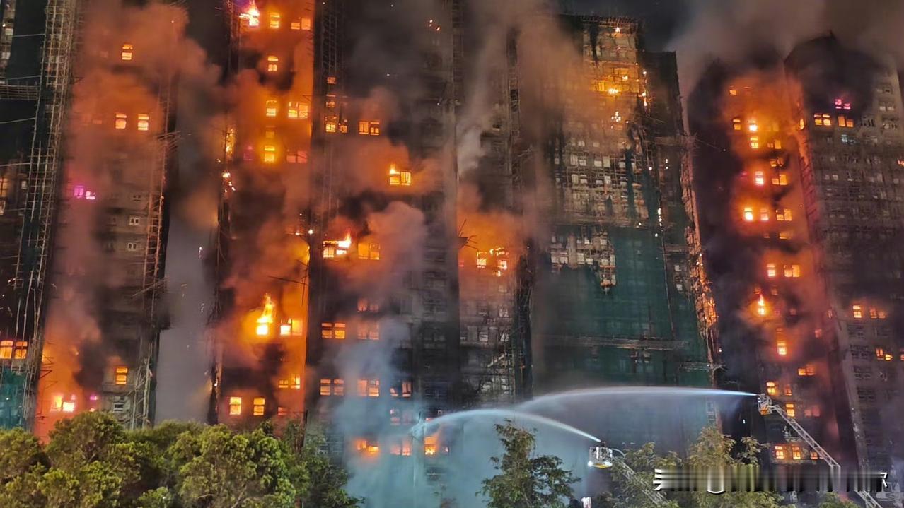 香港那么有钱，为啥还需要我们捐款？朋友刷到捐款新闻突然问我。我想起去年