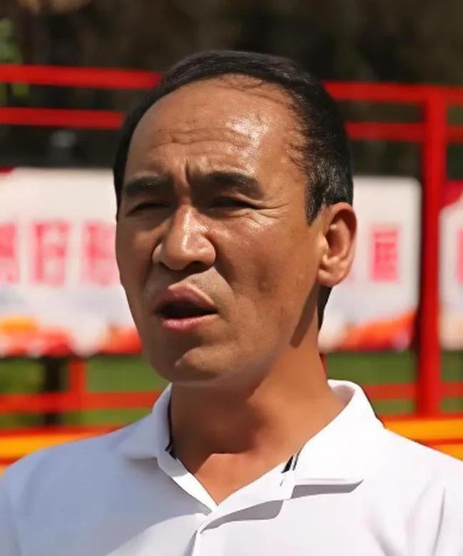 洪洞县这个案子匪夷所思，估计又会塌方一大片盗窃犯、刑事犯，摇身一变，混进了体制