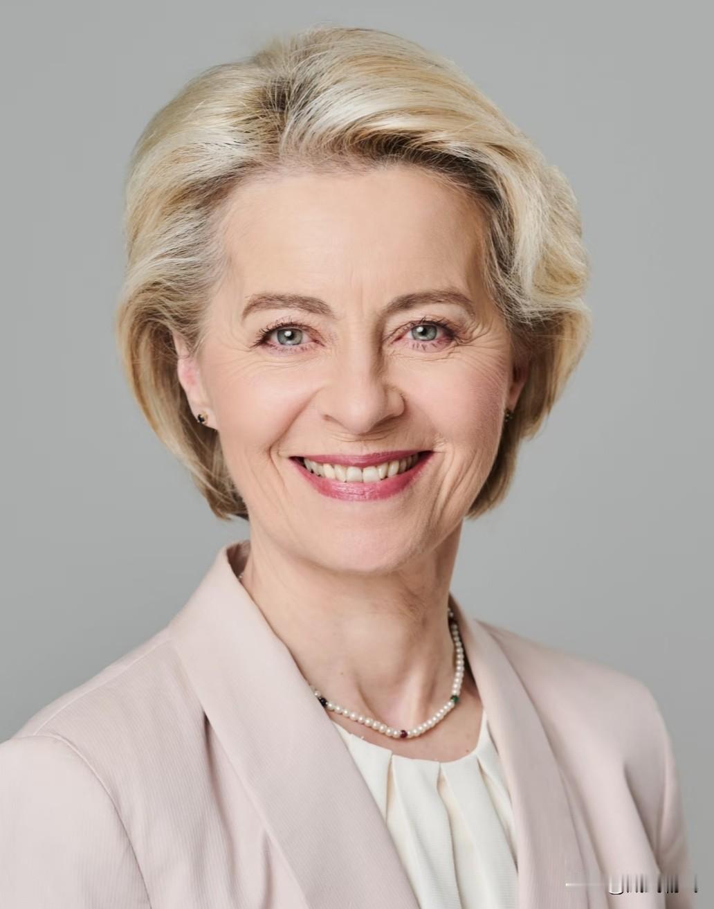 欧盟这次又动真格了，给全球手机厂商下了一道“死命令”。10个月以后，只要你的手