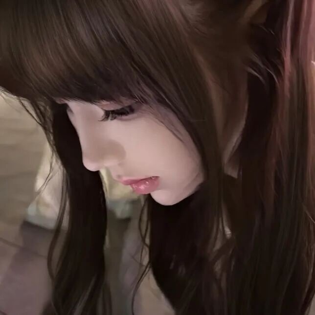 𝑾𝒆𝑪𝒉𝒂𝒕｜头像分享｜优质女头｜氛围感｜审美积累