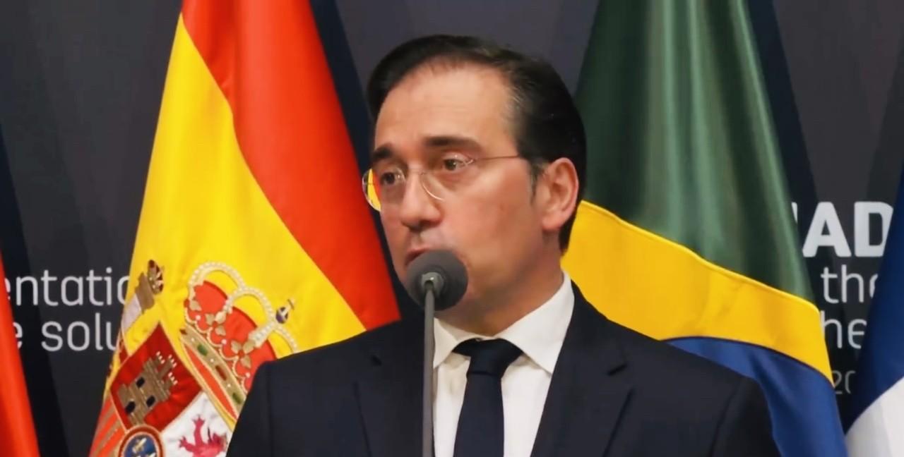 西班牙外交大臣何塞·阿尔瓦雷斯对媒体表示，西班牙政府拒绝向以色列出口武器，拒绝和