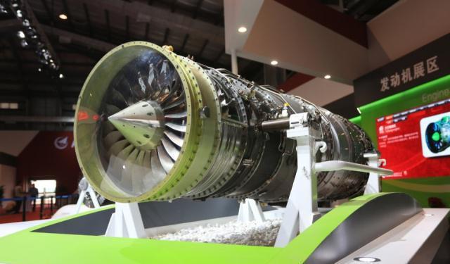 众多网友关注枭龙换“心”之事：为何国产发动机虽佳，却难以适配？提及“枭龙”战斗