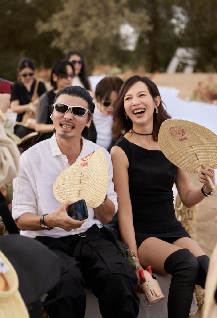 9月17日，蔡少芬与张晋到甘肃敦煌参加了白举纲的婚礼，张晋心梗手术一年后发胖了，
