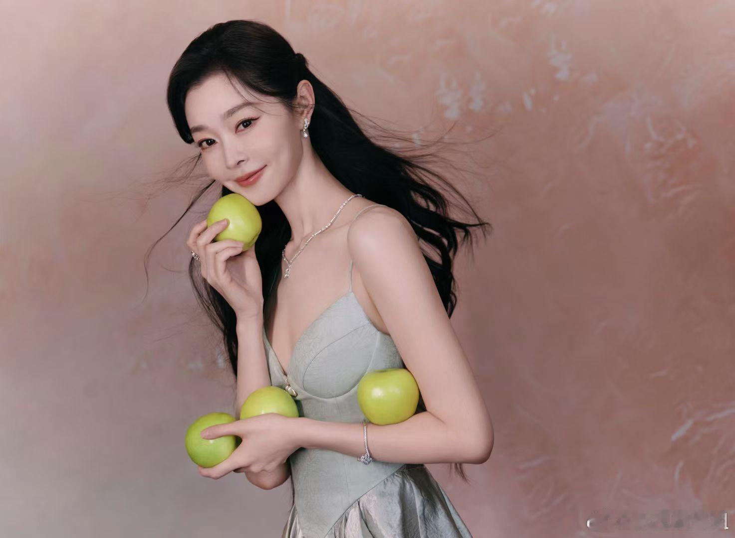 被宋轶的这组写真惊艳到了​​​