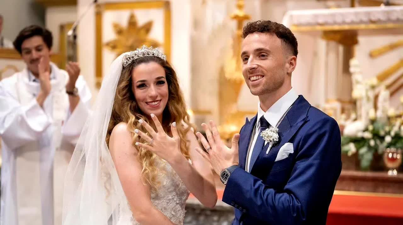 葡萄牙国脚，若塔和妻子的婚礼现场照曝光，鲁特一脸宠溺，完婚仅20天阴阳两隔！