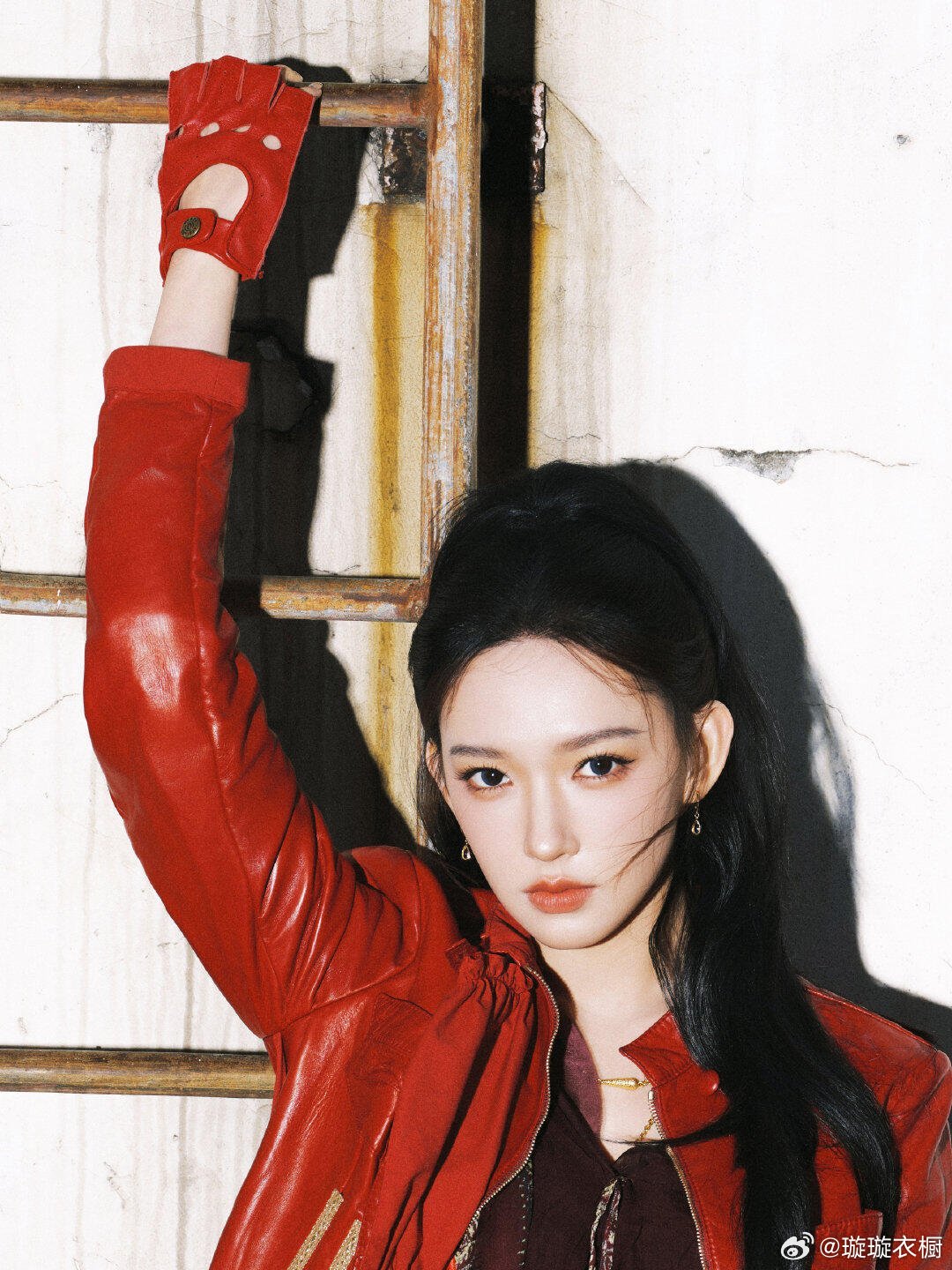 程潇芭莎极速派对造型来了，好飒！