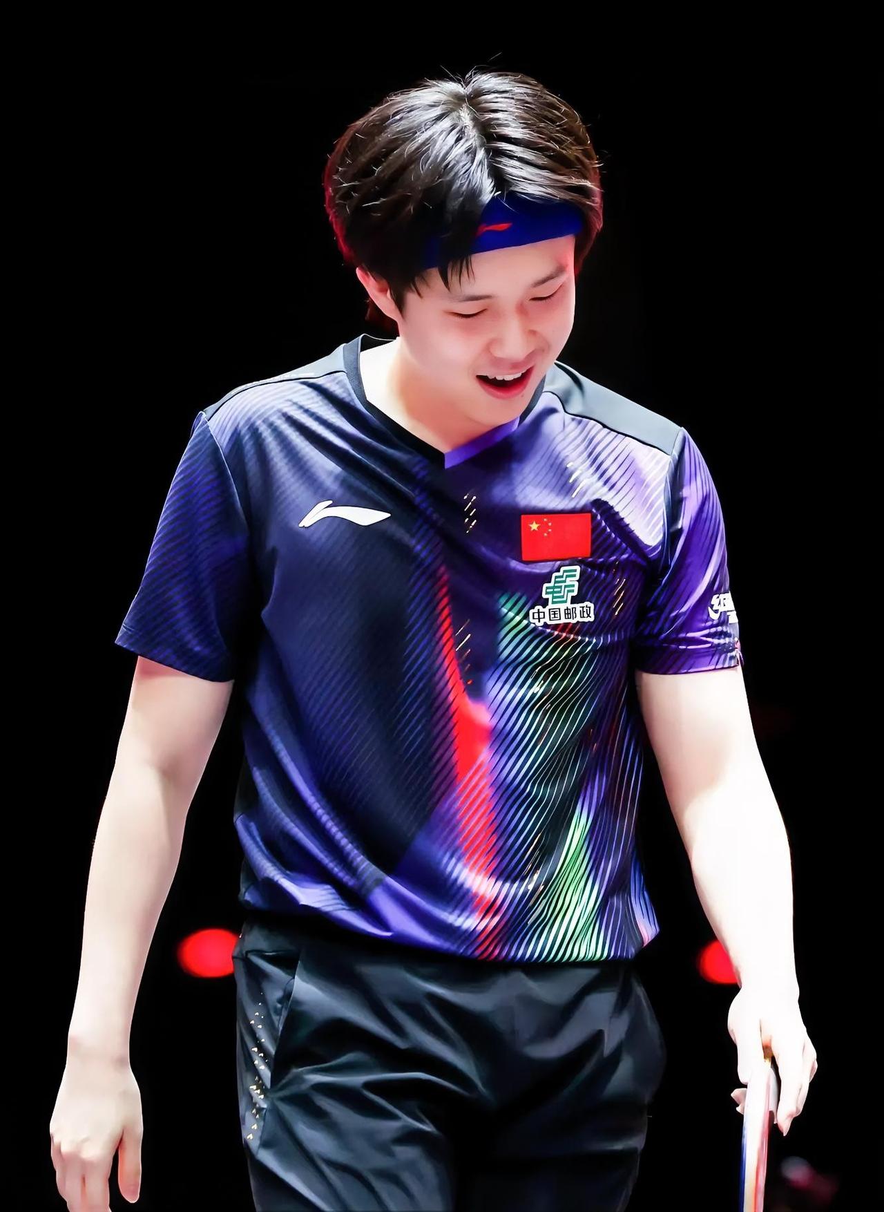 挺没意思的！王楚钦对阵张禹珍的比赛，前三局他3:0领先，第四局仅仅只打了一