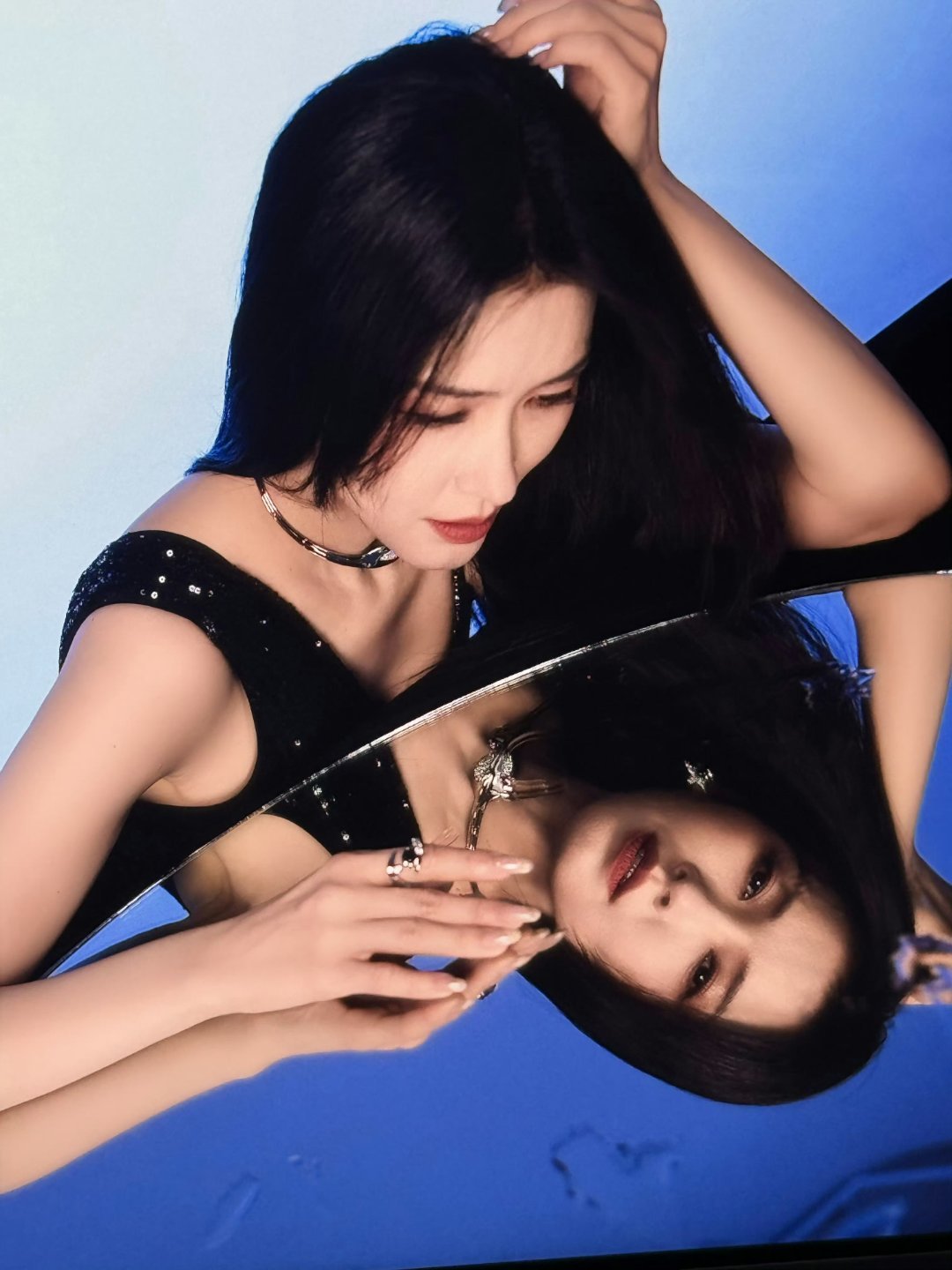 徐洁儿徐洁儿斩女御姐脸徐洁儿小说里的A市女主徐洁儿浪姐新造型太绝了黑裙亮片+冷调