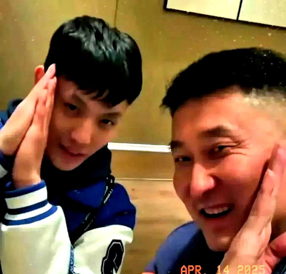 广东男篮队长换了！徐杰取代胡明轩当新任队长，胡明轩成了史上当队长时间不长的那一个