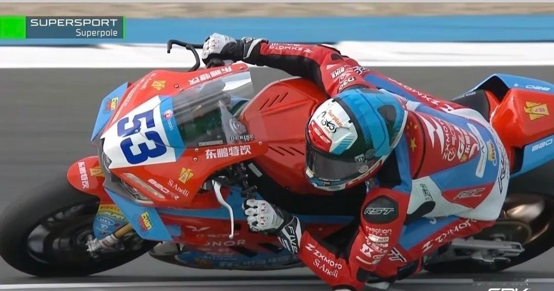张雪820RR夺得WSBK荷兰站排位赛的第二，看了排名才知道有一种“杀出重围”的