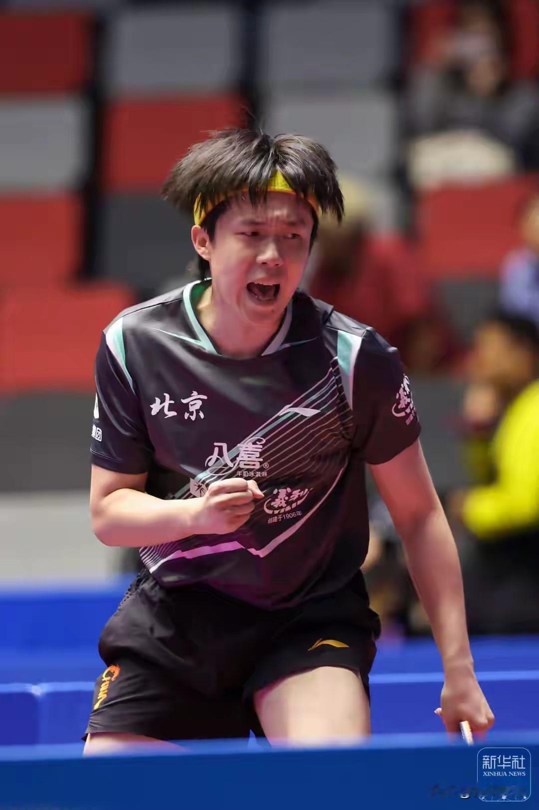 由于王楚钦在二号台，我们拿不到高清图，新华社记者帮我们拍了，还出了报道！大