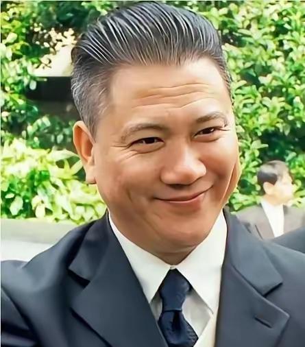 万梓良，活出了人生真谛！谁能想到，昔日香港影坛叱咤风云、举手投足皆是戏的万梓