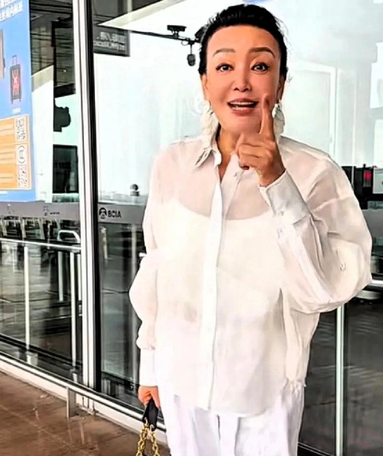 小霖霖快十岁了,家里都在忙,一场生日要来了,兰姐会在网上说说,大家能知道